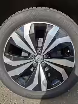 VOLKSWAGEN T-CROSS 23 / 32