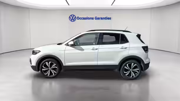 VOLKSWAGEN T-CROSS 2 / 32