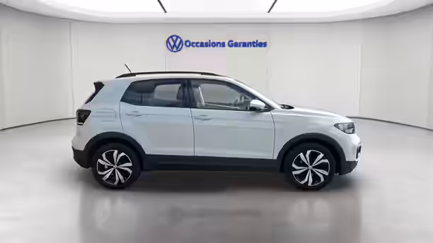 VOLKSWAGEN T-CROSS 6 / 32