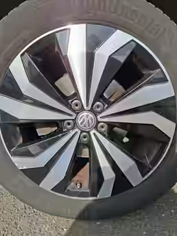 VOLKSWAGEN T-CROSS 26 / 32