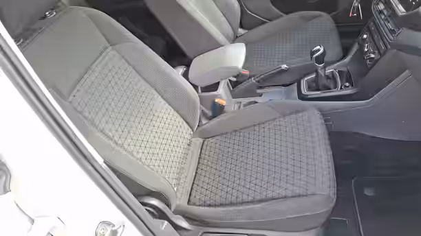 VOLKSWAGEN T-CROSS 20 / 32