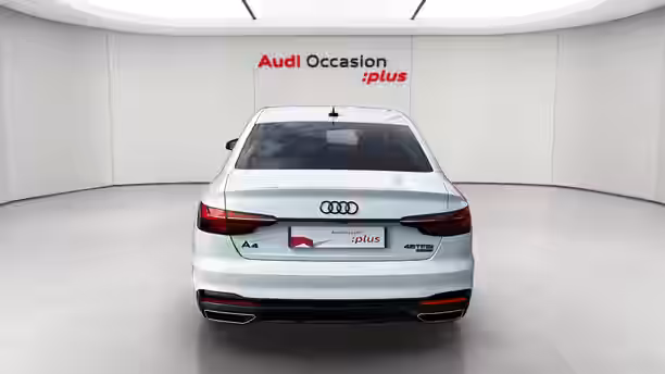 AUDI A4 4 / 32