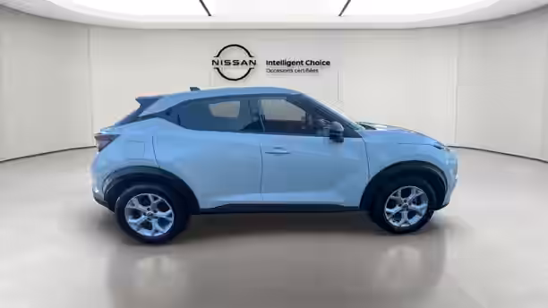 NISSAN JUKE 2021.5 6 / 23