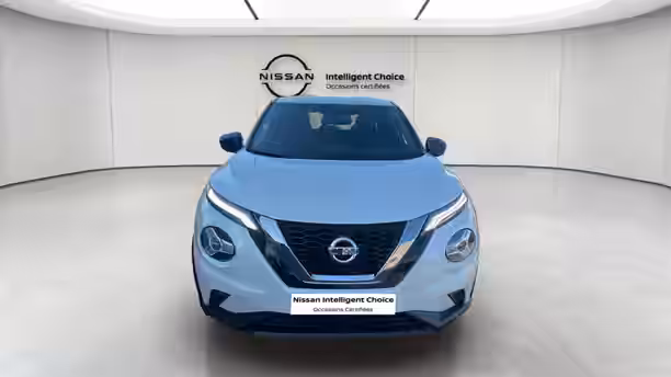 NISSAN JUKE 2021.5 8 / 23