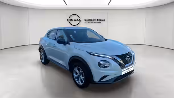 NISSAN JUKE 2021.5 7 / 23