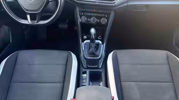 VOLKSWAGEN T-ROC 11 / 28