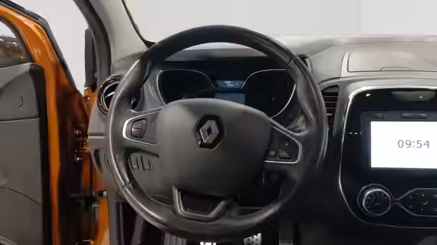 RENAULT CAPTUR 10 / 22