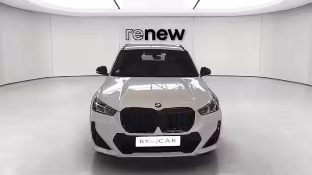 BMW X1 U11 8 / 23