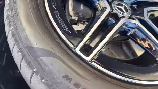 MERCEDES GLA 26 / 26