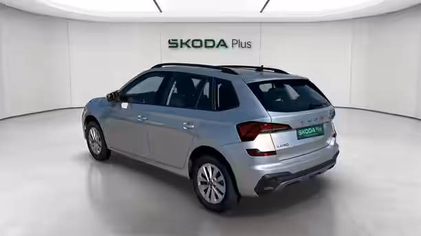SKODA KAMIQ 3 / 21