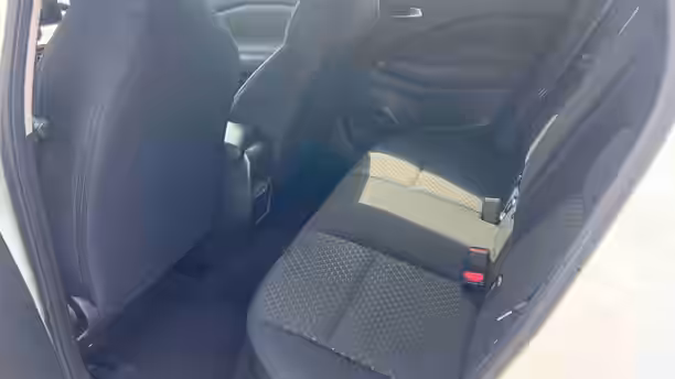 NISSAN JUKE 12 / 23