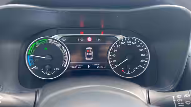 NISSAN JUKE 16 / 23