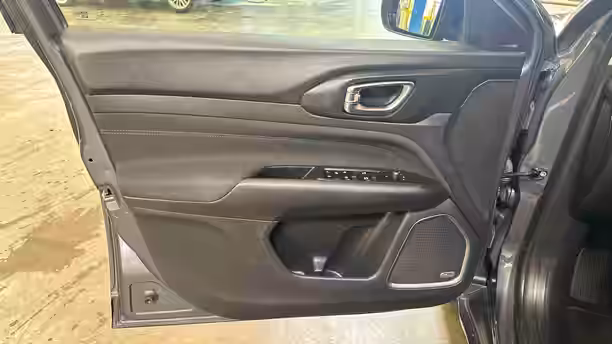 JEEP COMPASS 22 / 53