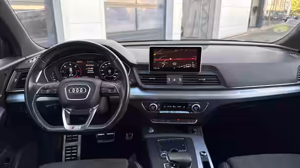 AUDI Q5 9 / 23