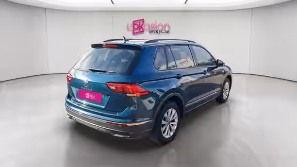 VOLKSWAGEN TIGUAN 5 / 21