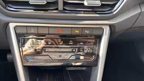 VOLKSWAGEN T-ROC 19 / 23