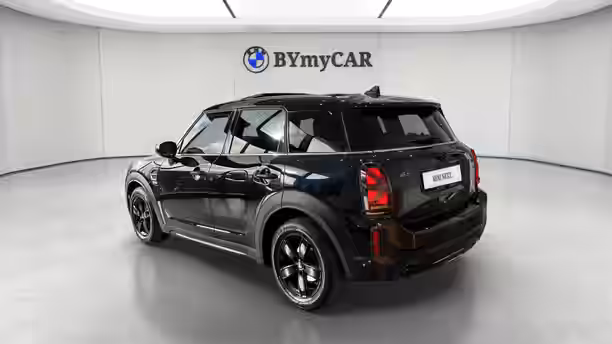MINI COUNTRYMAN F60 LCI 3 / 26