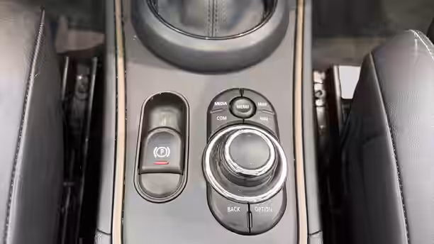 MINI COUNTRYMAN F60 LCI 14 / 26