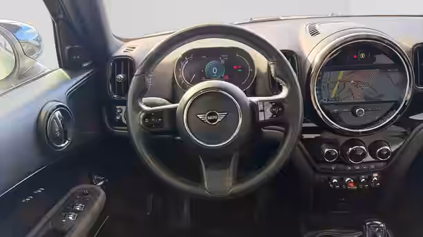 MINI COUNTRYMAN F60 LCI 11 / 26