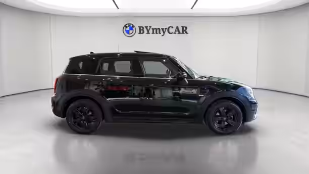 MINI COUNTRYMAN F60 LCI 6 / 26