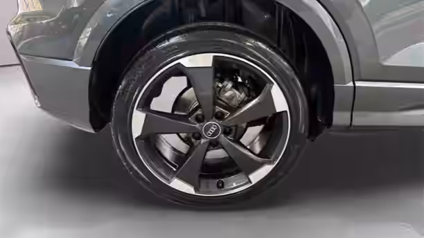 AUDI Q2 20 / 37