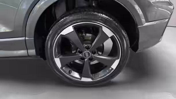 AUDI Q2 19 / 37