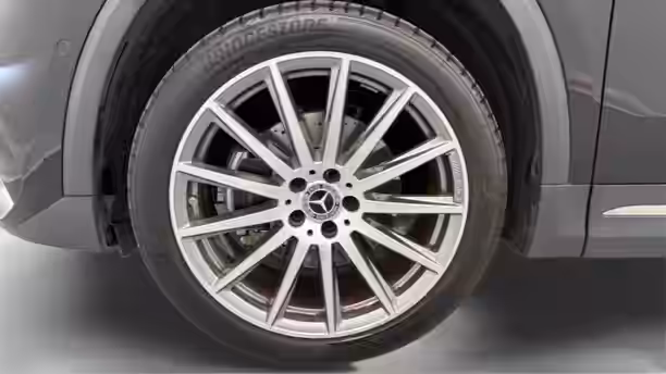 MERCEDES GLA 18 / 28