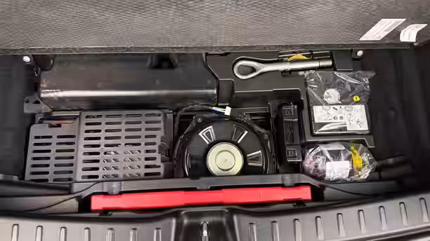 MERCEDES GLA 17 / 28