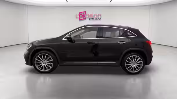 MERCEDES GLA 2 / 28