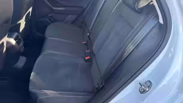 VOLKSWAGEN T-ROC 19 / 26
