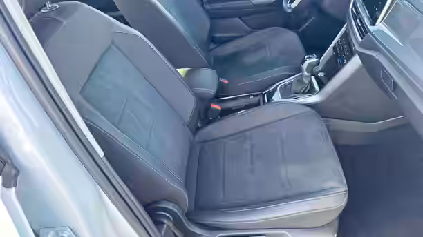 VOLKSWAGEN T-ROC 21 / 26
