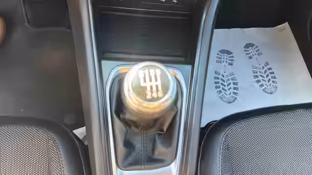 RENAULT CAPTUR 22 / 24