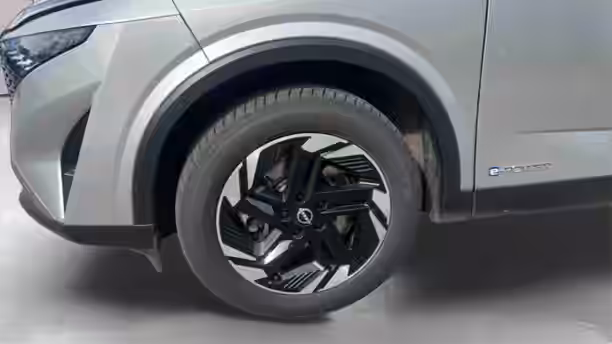 NISSAN QASHQAI 14 / 18