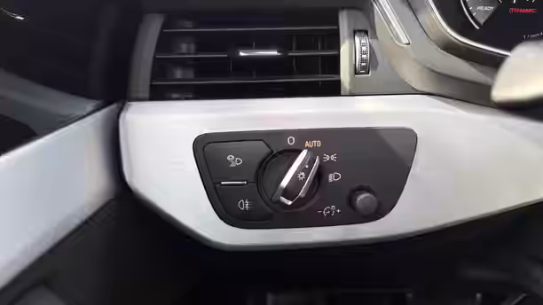 AUDI A4 30 / 32