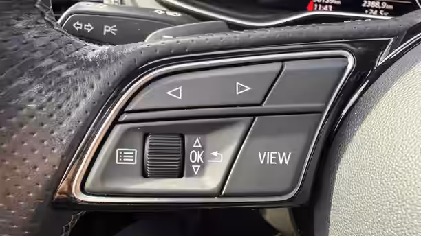 AUDI A4 28 / 32