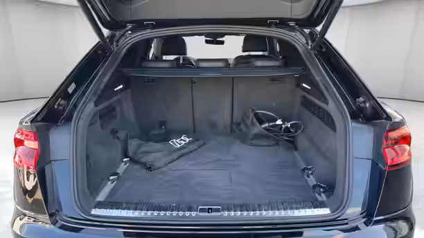 AUDI Q8 13 / 49