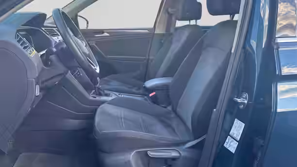 VOLKSWAGEN TIGUAN 20 / 25