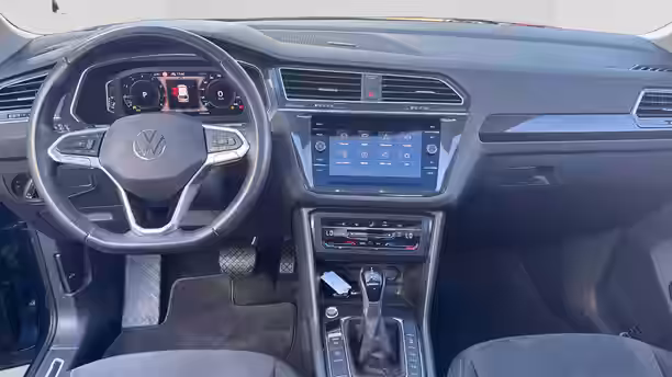 VOLKSWAGEN TIGUAN 24 / 25