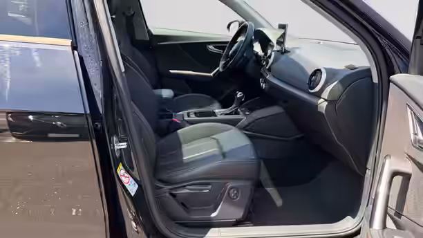 AUDI Q2 30 / 39