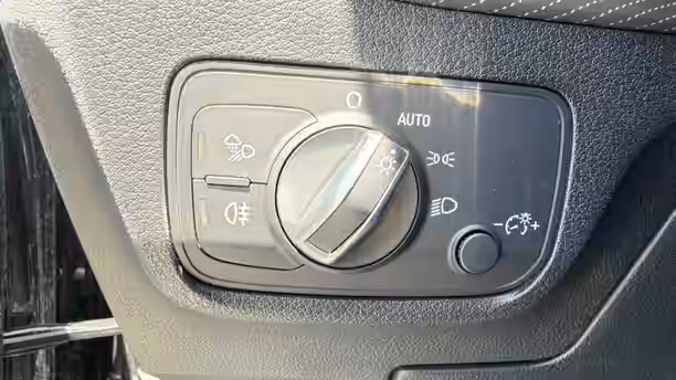 AUDI Q2 23 / 39