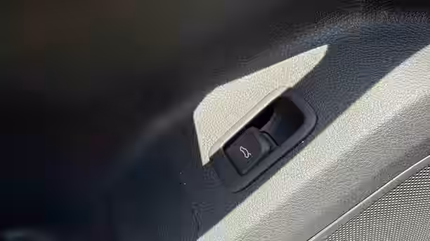 AUDI Q2 37 / 39