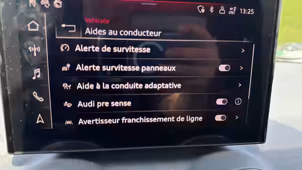 AUDI Q2 19 / 39