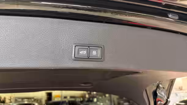 AUDI Q2 18 / 32