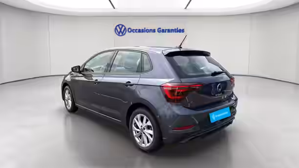 VOLKSWAGEN POLO 3 / 30