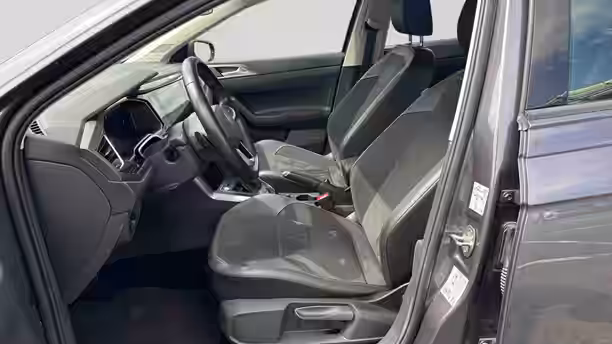 VOLKSWAGEN POLO 18 / 30