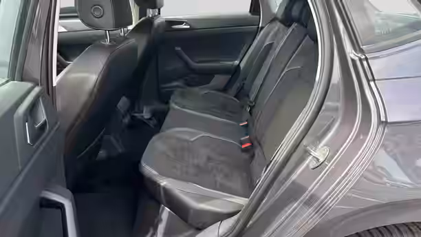 VOLKSWAGEN POLO 19 / 30