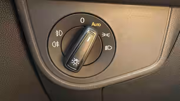 VOLKSWAGEN POLO 27 / 30