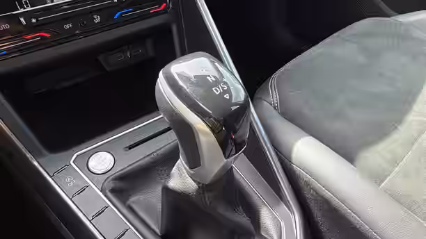 VOLKSWAGEN POLO 23 / 30