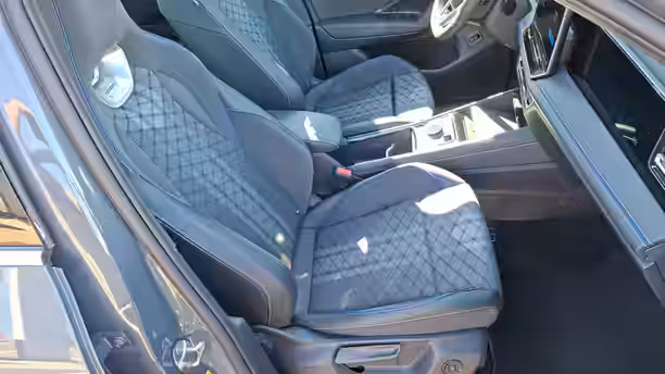 VOLKSWAGEN TIGUAN 24 / 26