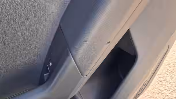 VOLKSWAGEN POLO 23 / 23